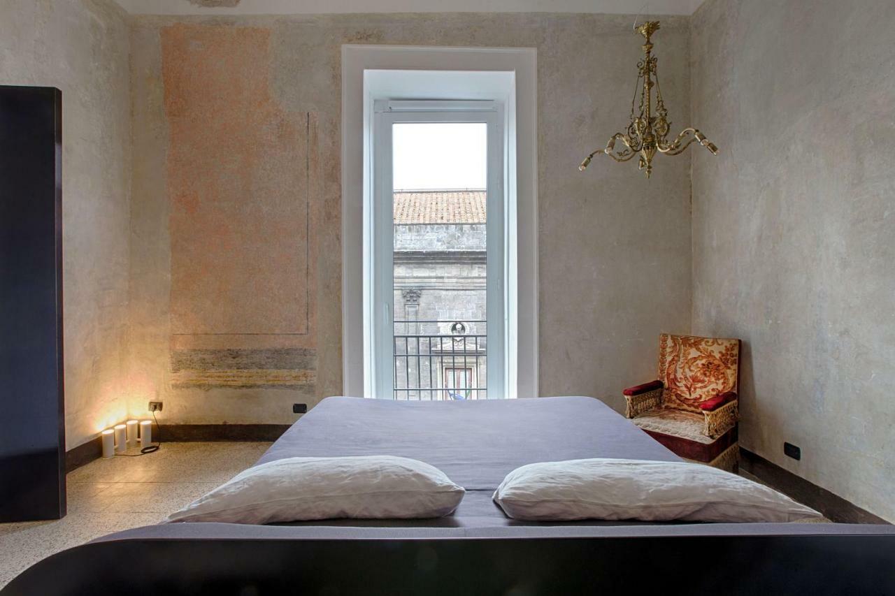 Tutt 'E Sant Luxury Rooms Наполи Екстериор снимка